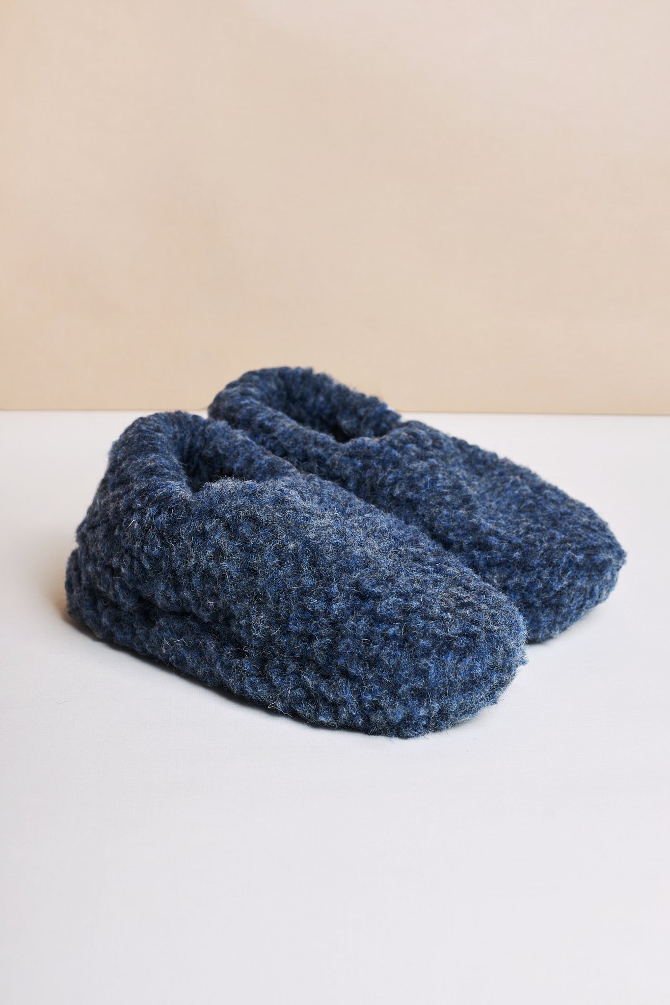 Short Wool Slippers - Navy