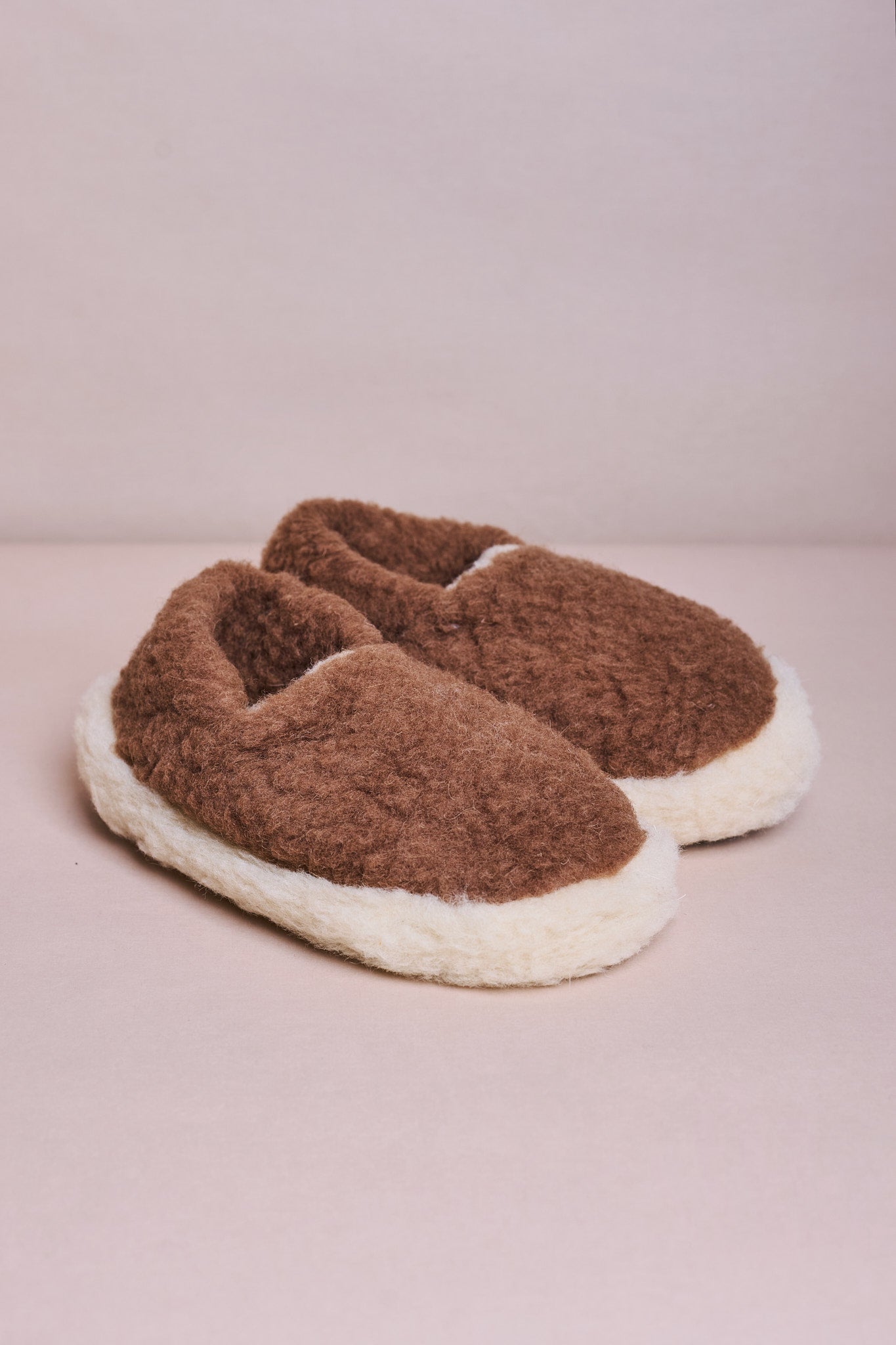 Short Wool Slippers - Brown